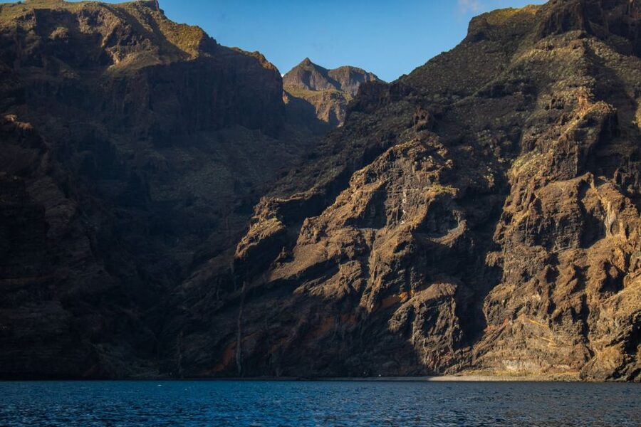 Tenerife: Teide National Park and Dolphins Sailboat Tour - Teide National Park and scenery shaped by fire
