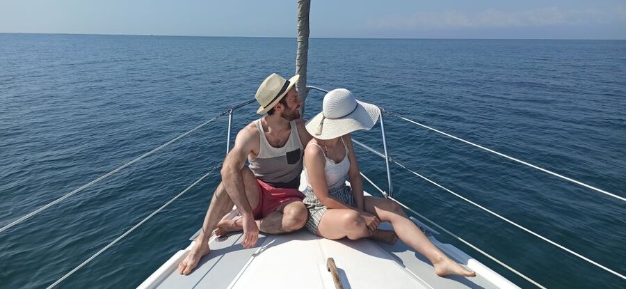 Thessaloniki: Half-Day Sailing Cruise to Shipwreck Bay - The final swim and return to port