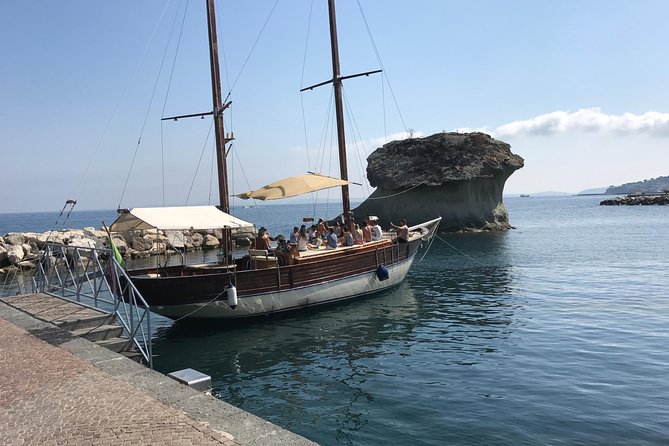 Tour of the island of Ischia in schooner - Key points to know before booking