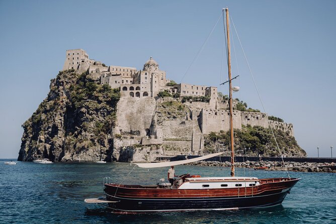 Tour of the island of Ischia in schooner - Why seeing Ischia from the sea changes the day