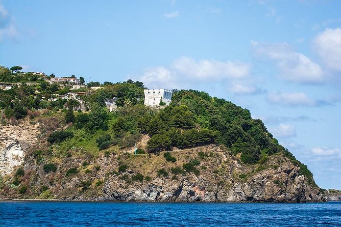 Tour of the island of Ischia in schooner - Starting in Forio at 10:00 a.m.