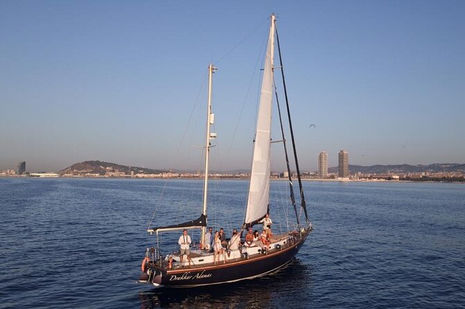 Unique 2 masts Classic Sailing Yacht in Barcelona - What the two-hour cruise is really like