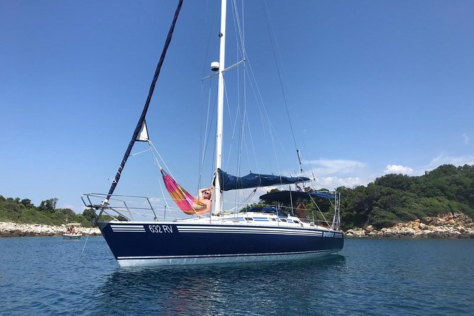 Unique Sailing Experience - A small boat with a personal feel