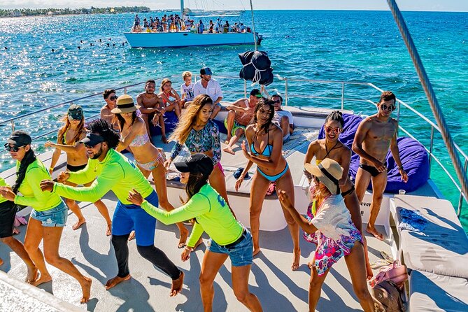 Up to 15 passengers Private Catamaran Sailing from Punta Cana - A private boat day from Punta Cana
