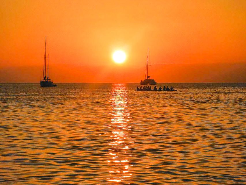 Valencia: Sailing Catamaran Cruise with Sunset Option and DJ - Music, DJs, and the mood on board