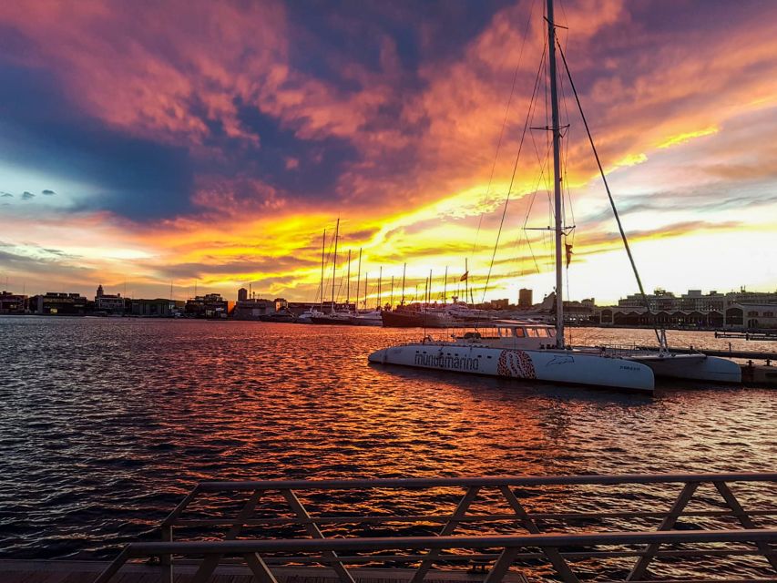 Valencia: Sailing Catamaran Cruise with Sunset Option and DJ - What the crew adds to the experience