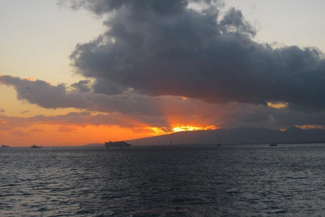 Waikoloa Signature Catamaran Sunset Sail - Small details that make the evening easier