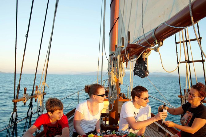 Whitsundays Sunset Sailing Cruise - What the crew adds to the evening