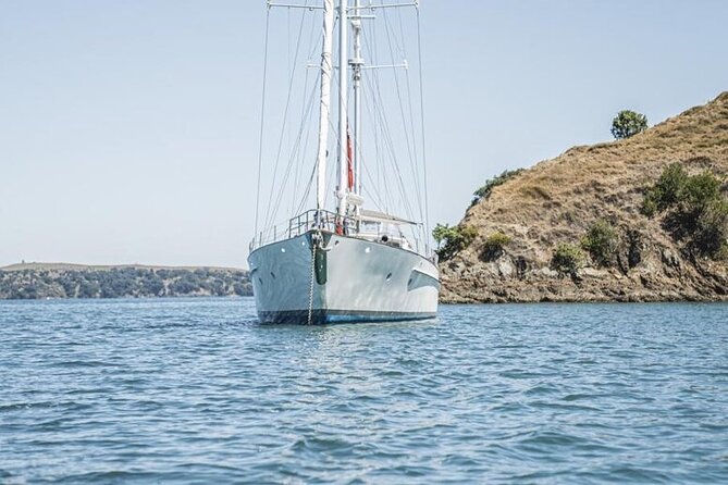 Yonder Star Sailing Yacht - Why the Yonder Star works better than a standard harbour cruise