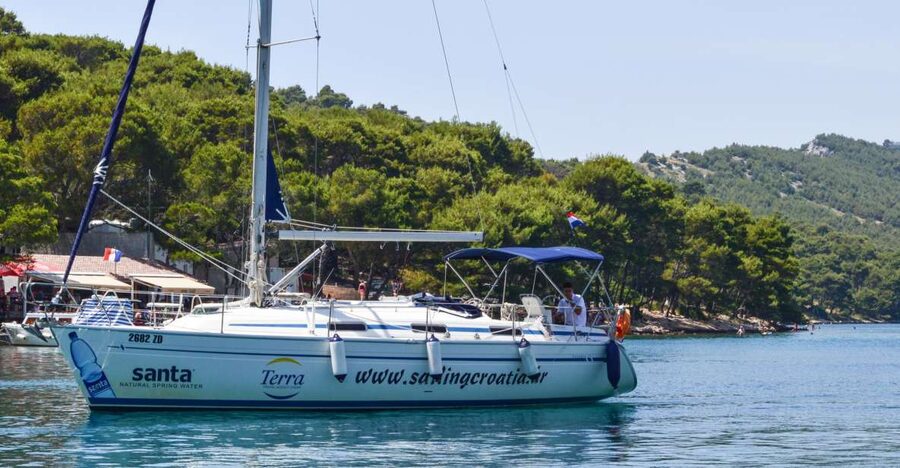 Zadar: Full-Day Sailing Trip to Kornati - Telašćica Nature Park: cliffs, Lake Mir, and limited free time